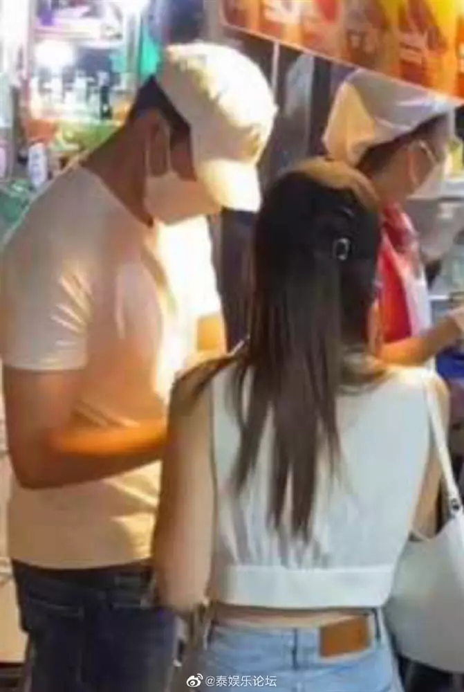 Baifern Pimchanok đeo khẩu trang, hẹn hò lãng mạn với Nine Naphat giữa lùm xùm bị triệu tập - Hình 4
