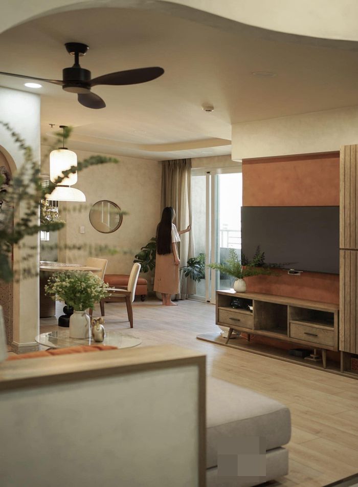 Căn hộ 75m2 phong cách Wabi-sabi tạo không gian mở bằng vách cong - Hình 3