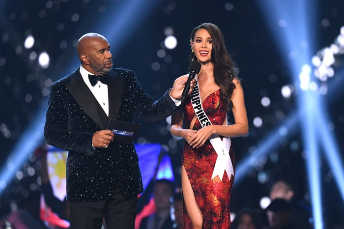 Catriona Gray thế chỗ Steve dẫn dắt MU, fan Pia khó chịu ra mặt, MI gặp biến căng trước chung kết? - Hình 4