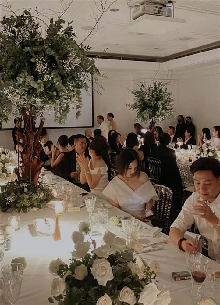Hoa hậu Dương Mỹ Linh xinh tươi ngày cưới, đãi khách món gì? - Hình 4