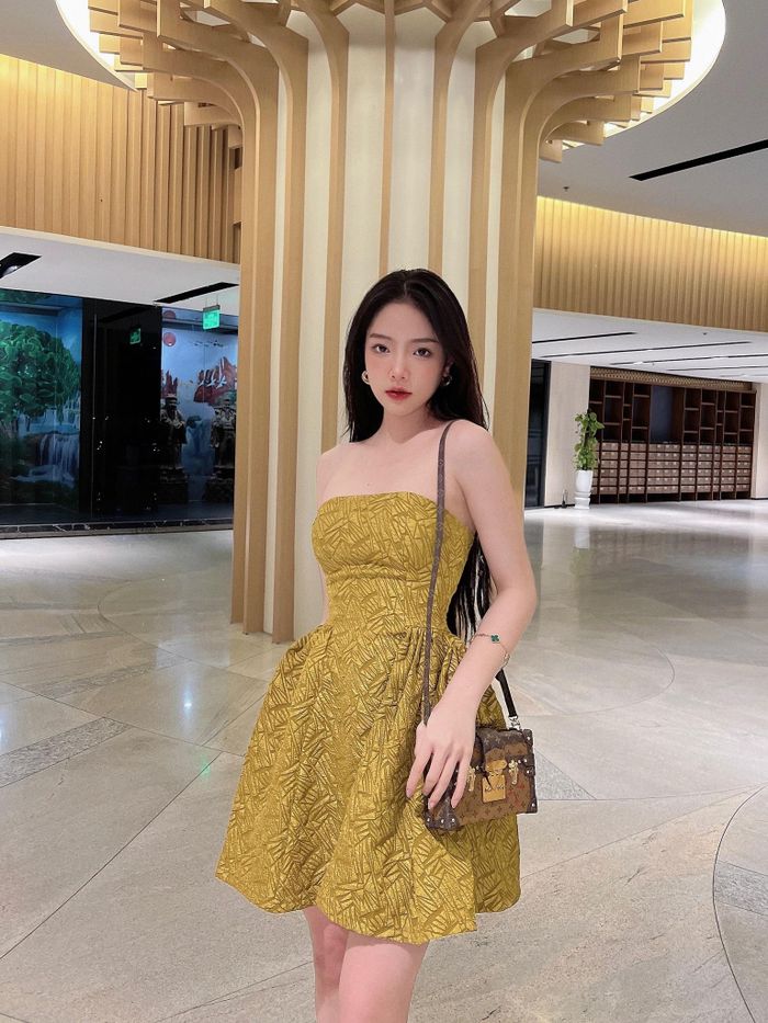 Hot girl 10x vạn người mê sở hữu số đo thân hình khủng - Hình 12