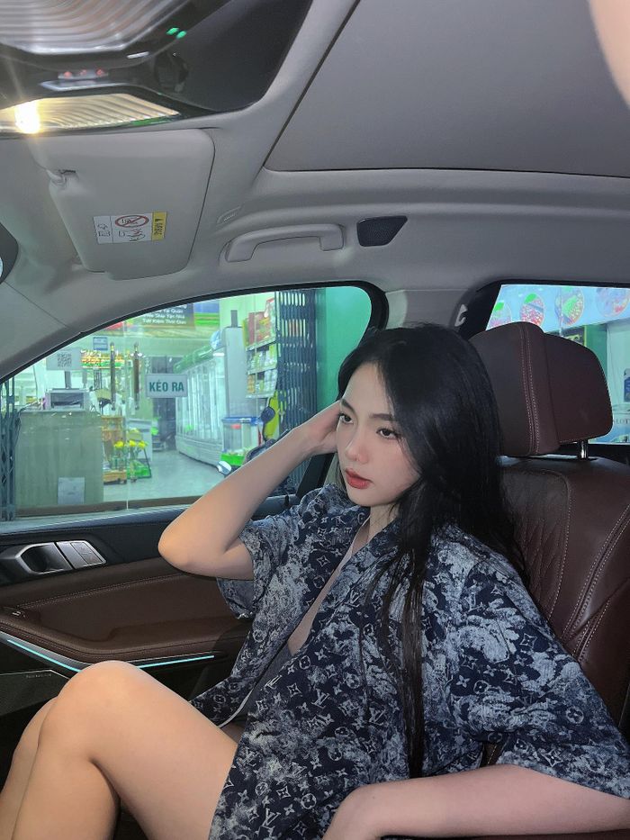 Hot girl 10x vạn người mê sở hữu số đo thân hình khủng - Hình 4