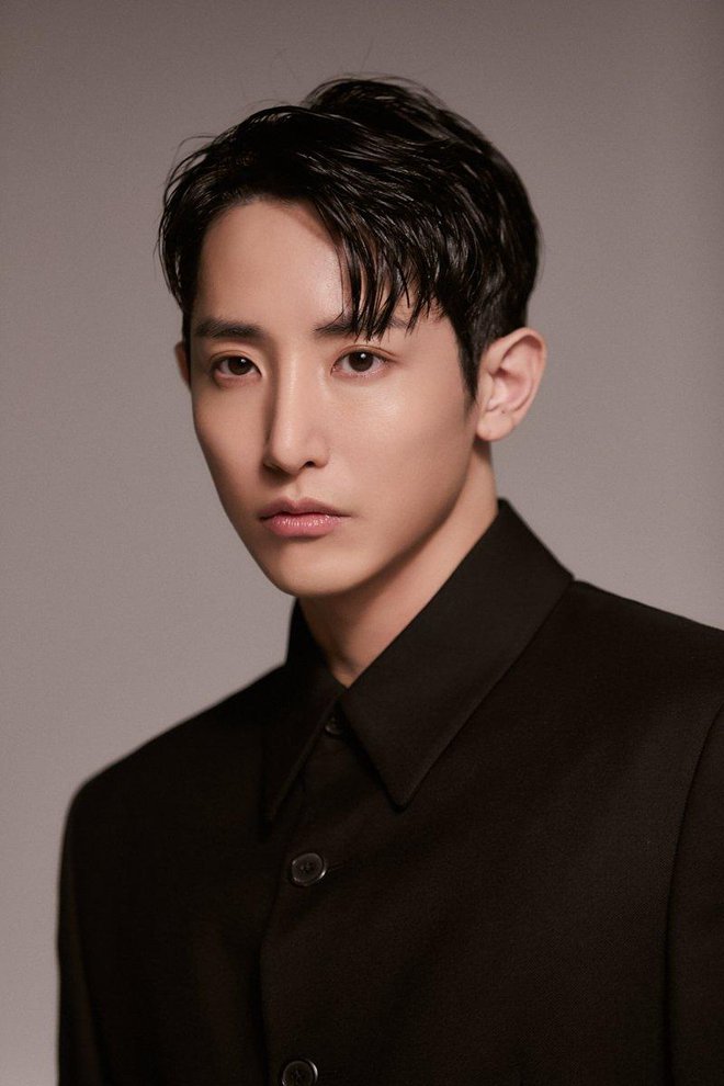 Naeun (Apink) và ma cà rồng Lee Soo Hyuk bị nghi hẹn hò lộ liễu, YG phản ứng ra sao? - Hình 8