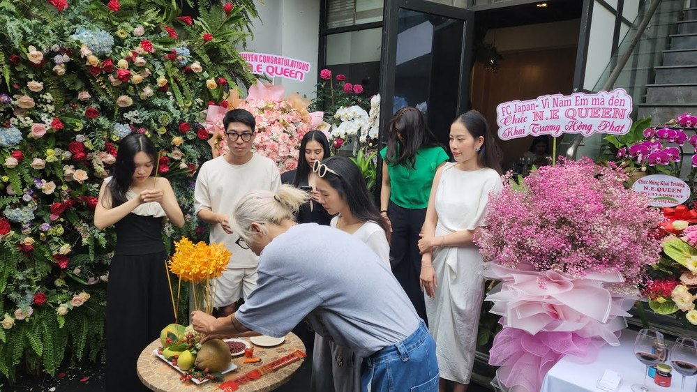 Nam Em tỏ thái độ khi bị hỏi dồn về Bạch Công Khanh - Hình 10