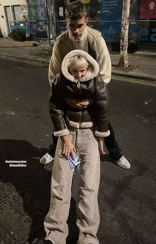 Romeo Beckham và bạn gái sau khi tái hợp - Hình 1