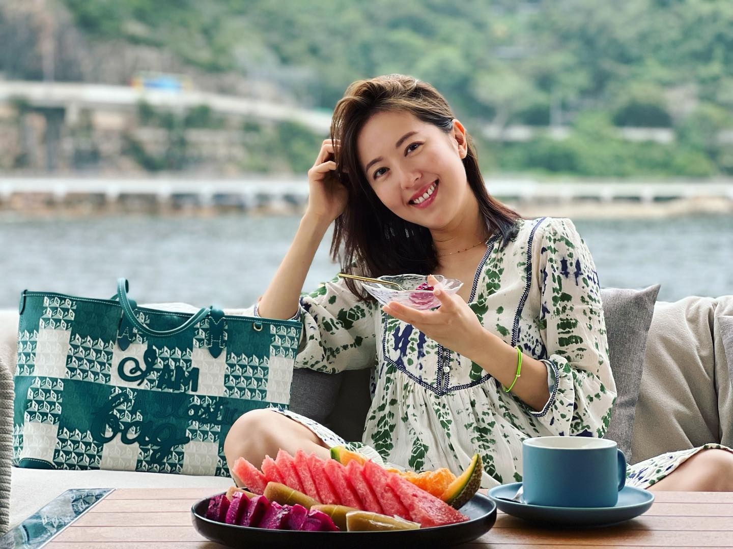 'Thị hậu TVB Đường Thi Vịnh tiết lộ bị dê xồm đụng chạm trong lúc quay, gặp vấn đề sức khỏe - Hình 6