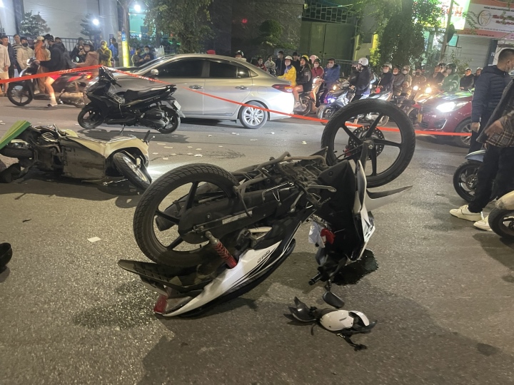 Truy tìm tài xế tông chết người trên phố Trần Khát Chân, Hà Nội - Hình 1