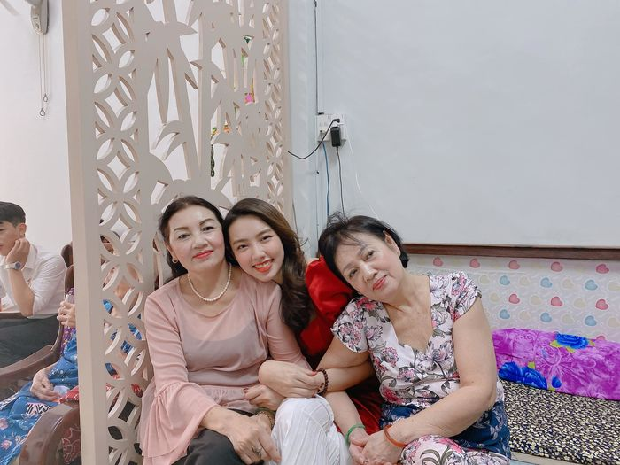 Mẹ Thùy Tiên hiếm hoi vạch trần chuyện quá khứ: Vì nghèo khó, bỏ rơi con? - Hình 8