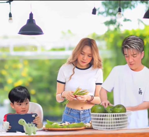 Vũ Hà lần đầu nhắc đến mẹ ruột của con trai Đàm Vĩnh Hưng, hóa ra là người quen? - Hình 7