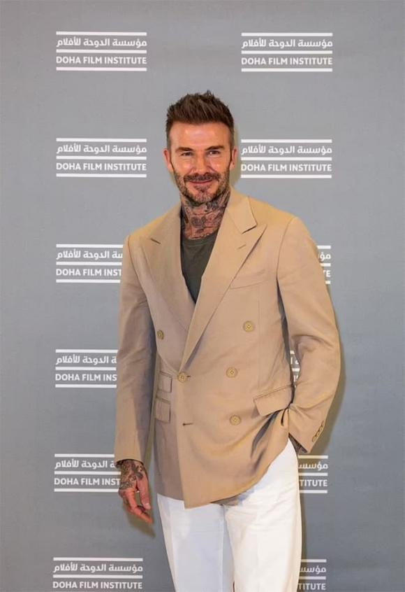 David Beckham xuất hiện bảnh bao tại buổi chiếu phim, khoe hình xăm kín người - Hình 1