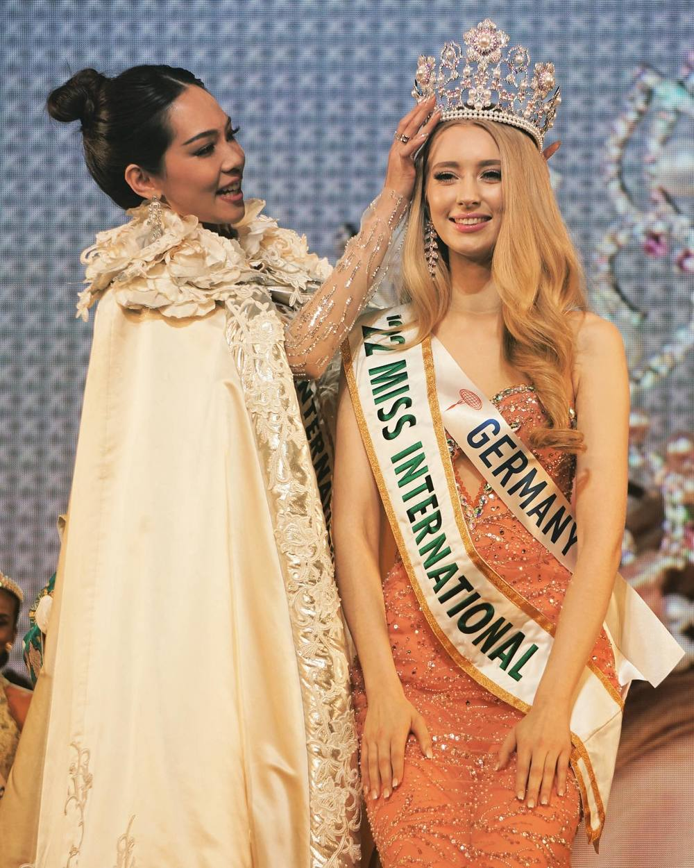 Phương Anh out top 20 cay đắng, Miss International liền bị trừng phạt y khuôn với Miss Grand - Hình 2