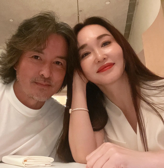 Lý Minh Thuận - Dương Quá đẹp trai nhất nhì màn ảnh ghé thăm Việt Nam, mê mệt món bánh tráng cuốn - Hình 6