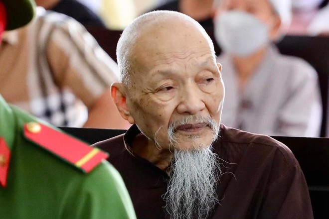 Thầy ông nội Lê Tùng Vân hết được tại ngoại, chính thức bị bắt để thi hành án phạt tù - Hình 6
