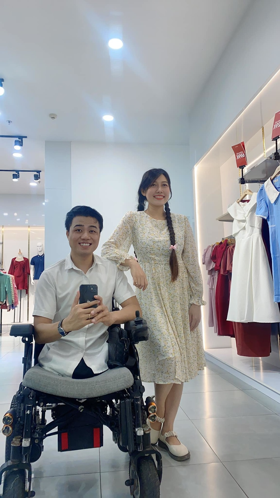 Tô Đình Khánh đưa vợ đi khám thai, háo hức chờ con ra đời, ân cần chăm từ bữa ăn đến giấc ngủ - Hình 1
