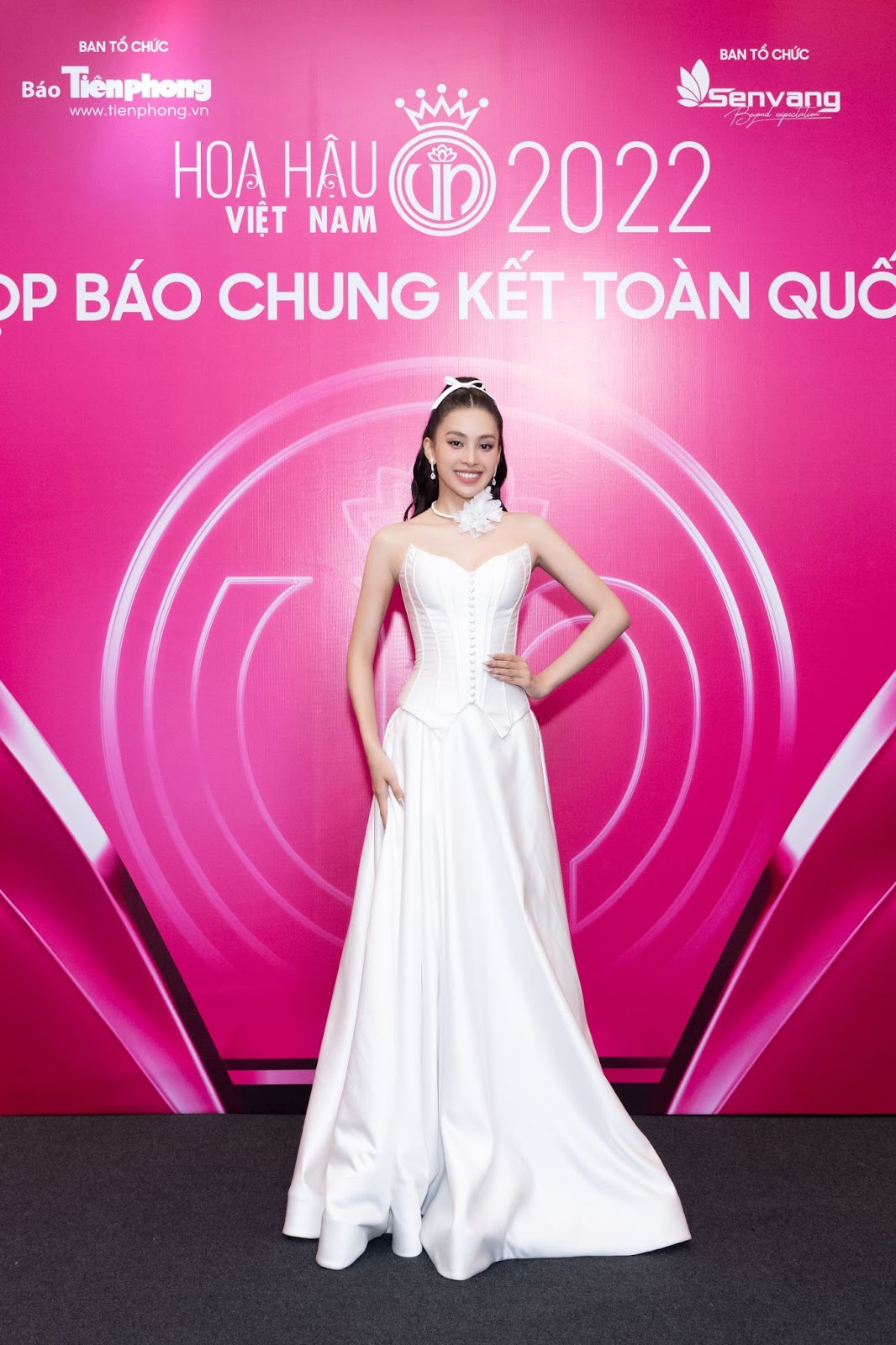 Đỗ Thị Hà thể hiện đẳng cấp chánh cung, Phương Anh bắn tiếng Anh nuốt mic tại Miss International - Hình 7