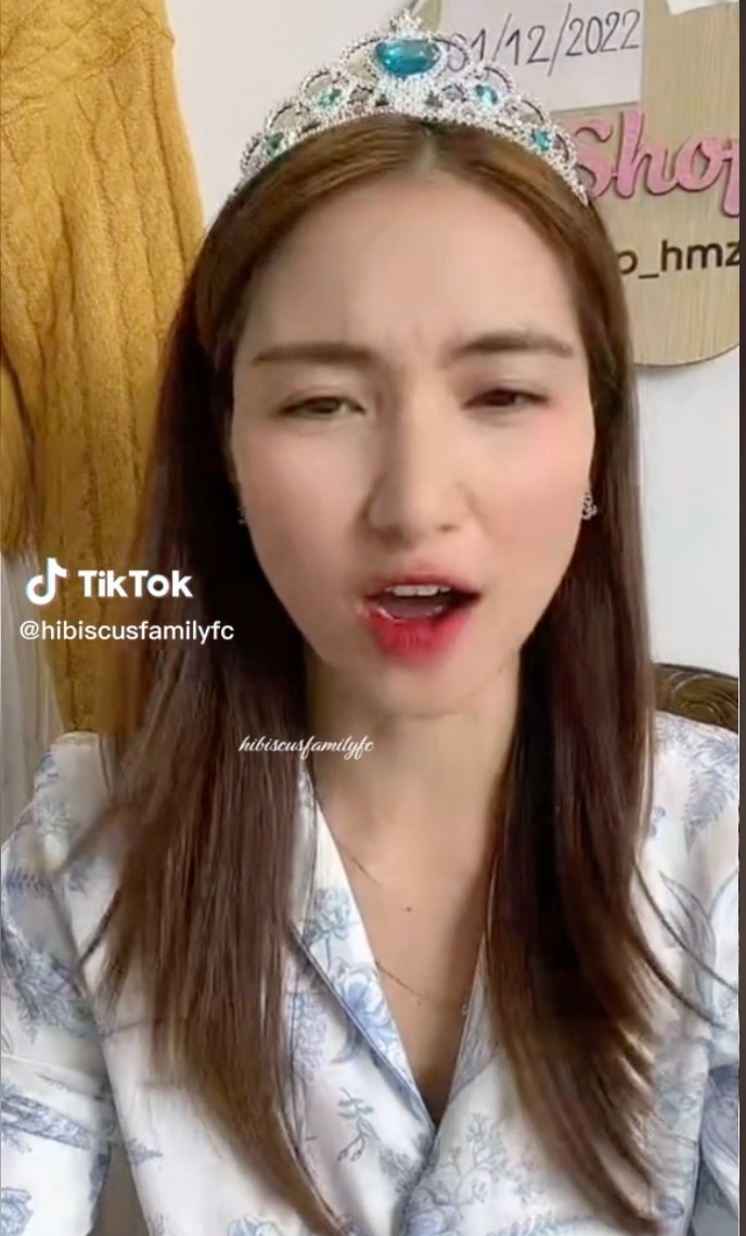 Hòa Minzy lén lút làm 1 việc trên livestream, gia tài khủng sau thời gian bán hàng online? - Hình 4