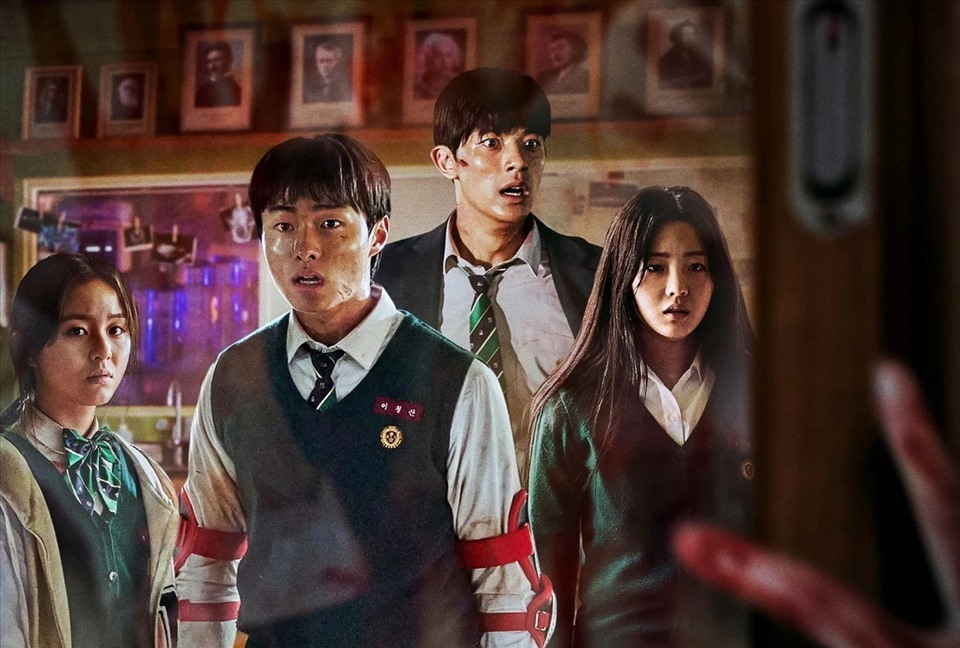 Yoon Chan Young Ngôi trường xác sống: Vừa đổi đời đã dính phốt bắt nạt, xúc phạm phụ nữ - Hình 1