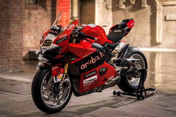 Chiêm ngưỡng Ducati Panigale V4 phiên bản đặc biệt kỉ niệm 2 chức vô địch - Hình 4
