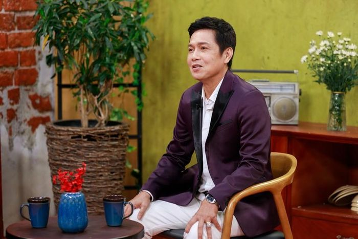 NS Trọng Nghĩa: Sa cơ thất thế phải đi làm lái xe, cưới vợ cỡ tuổi con và cái kết ở tuổi U60? - Hình 1