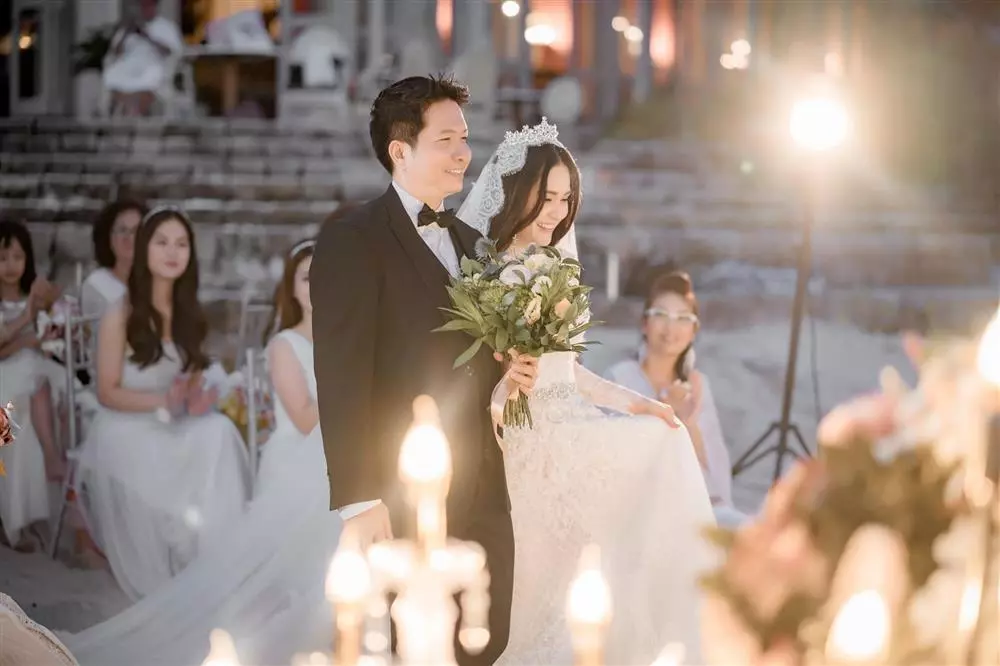 Đoàn Di Băng bật khóc trách bố mẹ chồng: Chuyện gì đây? - Hình 4