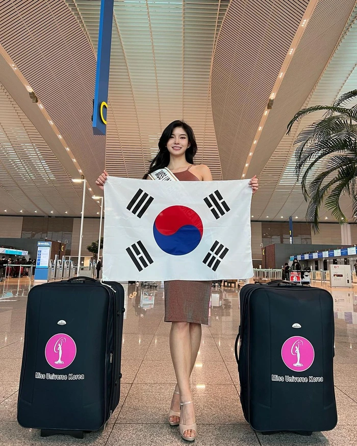 Miss Universe 2022 đại chiến: Hàn Quốc lại Hanbok, Paraguay hóa bướm khiến Ngọc Châu bít cửa? - Hình 3