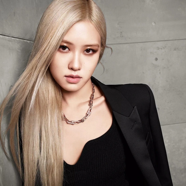 Blackpink năm 2022: Thống trị Kpop, tài sản tăng vụt vẫn lao đảo bởi tin đồn hẹn hò và tan rã - Hình 7