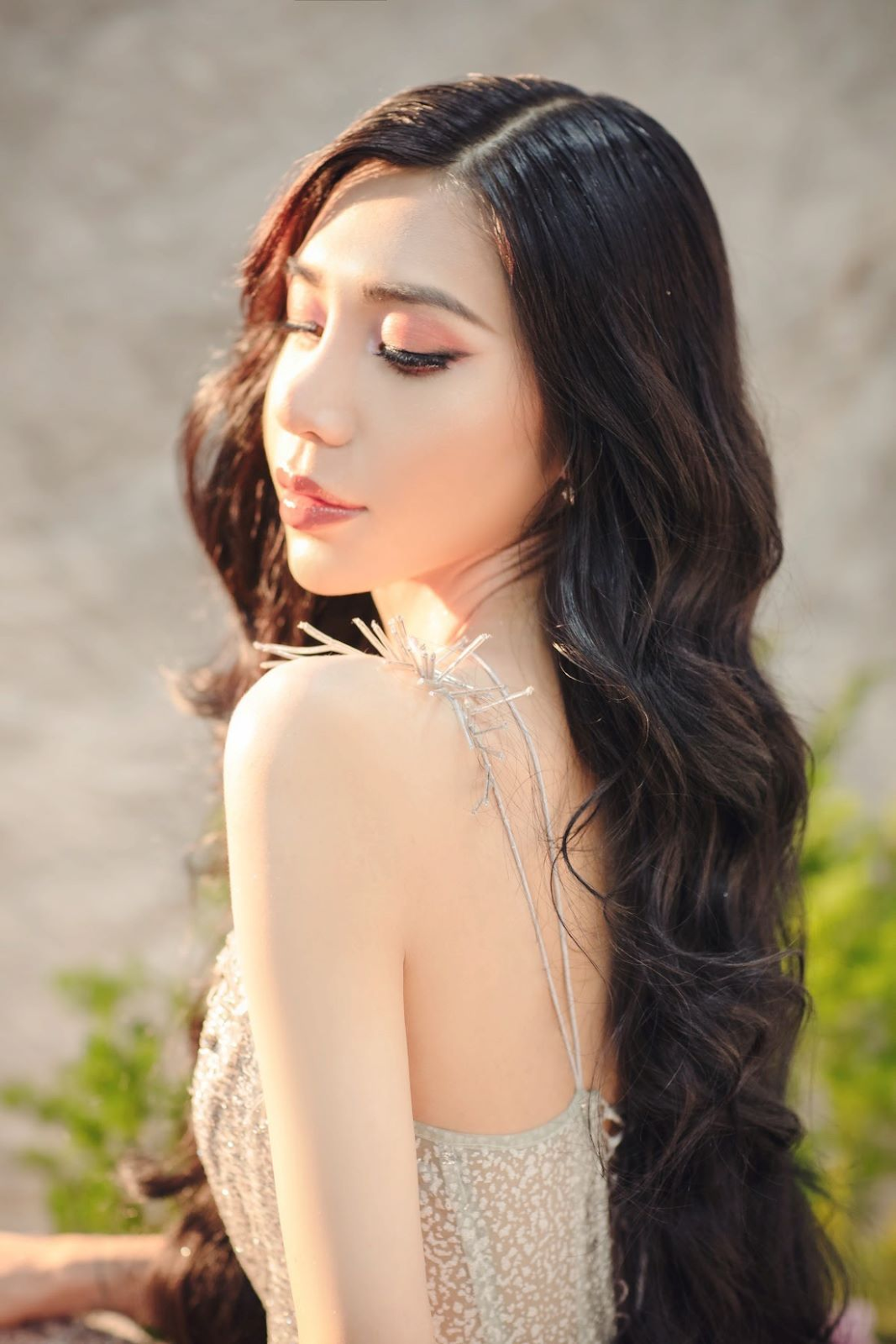 Xao xôn Youtuber chuyển giới, ái nữ tập đoàn giàu có VN bị bạn trai cắm sừng: Đã kết hôn người khác? - Hình 2