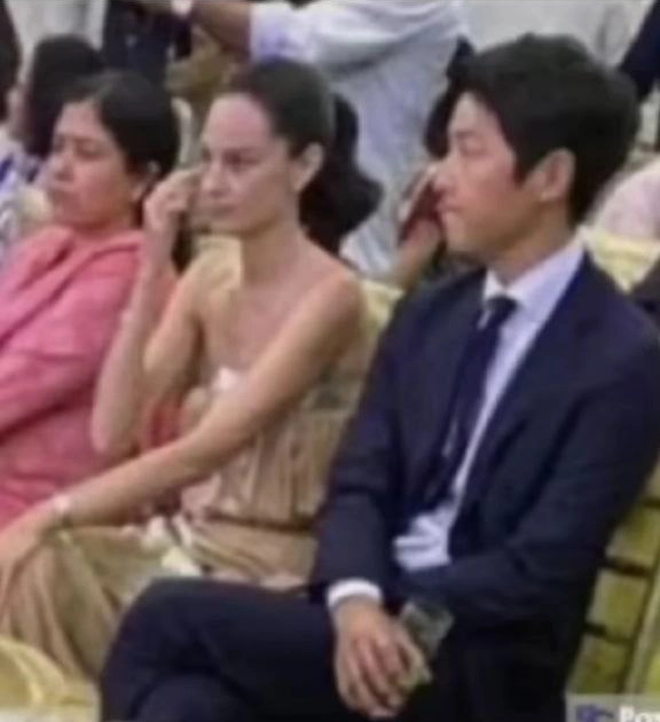 Song Joong Ki bị lộ thêm loạt bí mật về bạn gái diễn viên người Anh: Tin mang thai được làm rõ - Hình 5