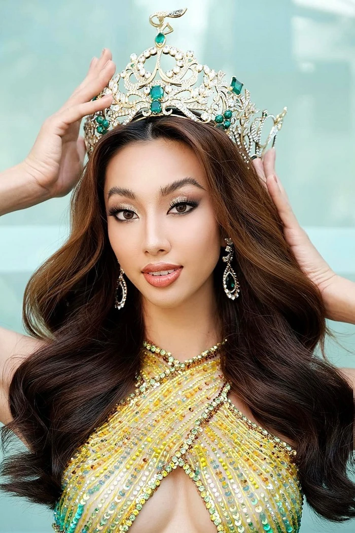 Quang Linh Vlog được Thùy Tiên rủ về VN đi đu đêm, công bố dự án khủng gây bão MXH? - Hình 1
