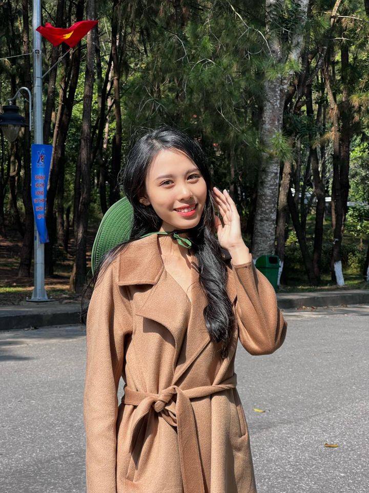 Á hậu 2 Ngọc Hằng ăn chay trường tới hết cuộc đời: Không ai có thể thay đổi quyết định của tôi - Hình 6