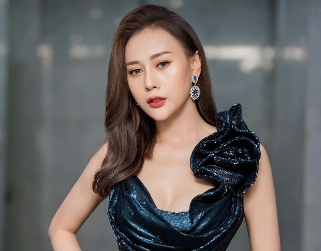 Shark Bình - Phương Oanh hâm nóng tình cảm bên trời Âu hậu tin đồn rạn nứt - Hình 5