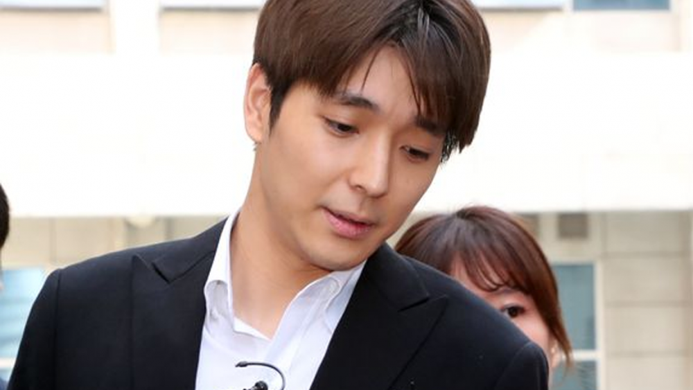 Choi Jong Hoon: Sụp đổ vì bê bối nhóm chat, sống chật vật, khổ sở sau khi mãn hạn tù - Hình 3