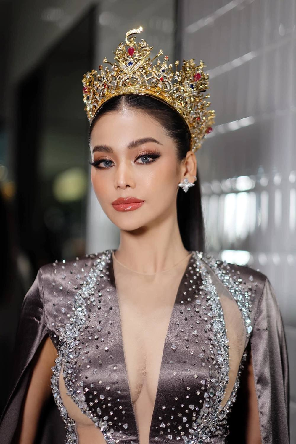Engfa Waraha nổi đóa đáp trả cực gắt với anti-fan: Có xứng với danh hiệu Á hậu Miss Grand? - Hình 6