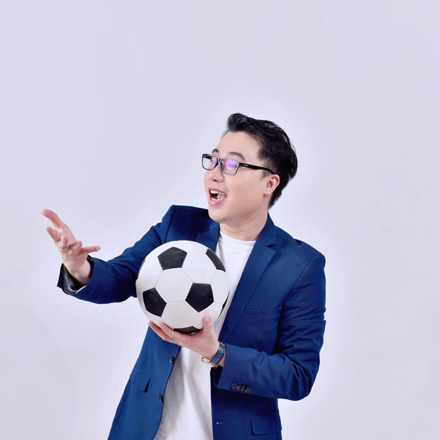 Quang Cuốn, QNT, Vodka Quang - Bộ 3 nam streamer cùng một cái tên đang khuấy đảo làng game Việt - Hình 3