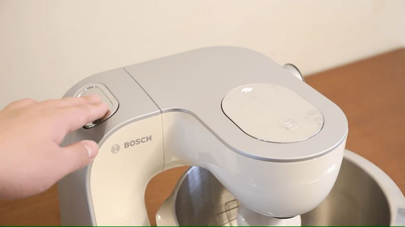 Review máy trộn bột đa năng của Bosch: Có thật là giúp hiệu quả nấu nướng gấp đôi chỉ với một nửa công sức - Hình 9