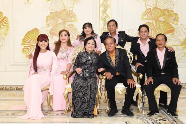 Cát Tuyền - Nữ ca sĩ chuyển giới đầu tiên ở Việt Nam: 3 lần đám cưới, chồng cũ tới chết vẫn thương - Hình 4