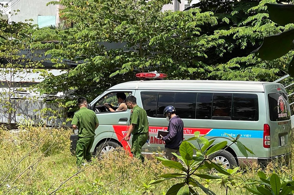 Lời khai bất ngờ của chú xe ôm chở nam sinh viên qua đời bí ẩn: Học 1 trường nhưng lại đến 1 trường khác - Hình 1