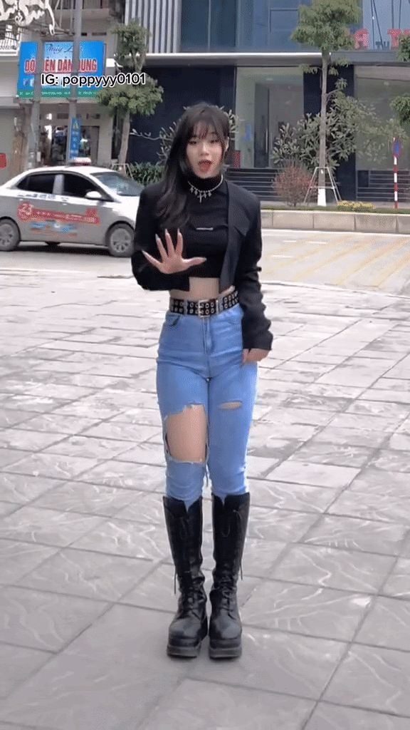 TikToker Vũ Thị Khánh Huyền bị quay lén, body thế nào mà netizen phải thốt lên kinh ngạc - Hình 4