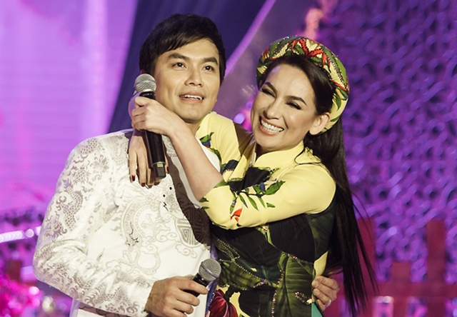 Danh ca Hương Lan lật mặt những kẻ sống giả tạo với Phi Nhung, nhắn nhủ thâm thúy đến Mạnh Quỳnh - Hình 1