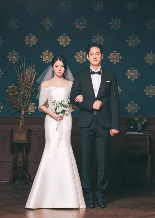 Han So Hee và hội bạn trai màn ảnh toàn cực phẩm: Song Kang không có cửa trước Park Seo Joon - Hình 2