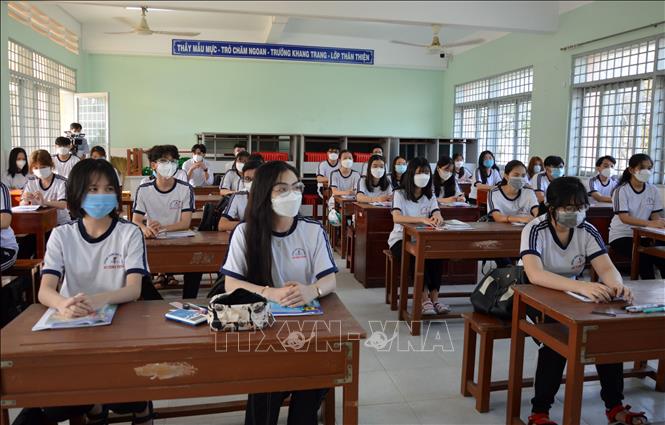 Bộ trưởng Nguyễn Kim Sơn: Mong mỏi lớn nhất của tôi là học sinh sớm được trở lại trường - Hình 2