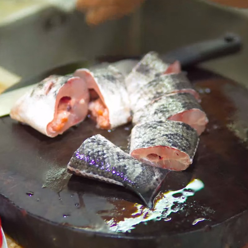 Cách làm cá kho su hào mới lạ ngon miệng đơn giản cho bữa cơm - Hình 2