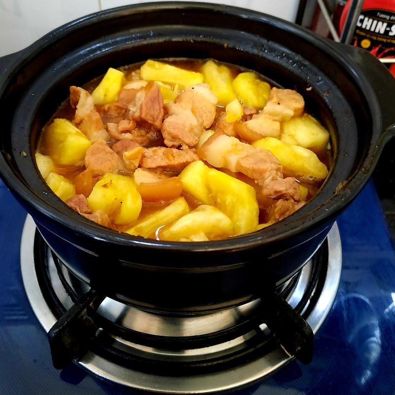 Cách làm thịt kho dứa (kho thơm) ngon chua ngọt đậm đà cho bữa cơm - Hình 12
