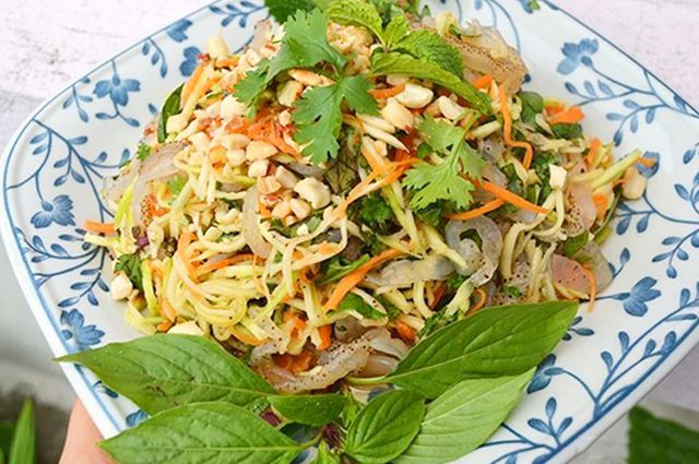 Những món ăn chống ngán, giải cứu vị giác ngày Tết không thể bỏ qua - Hình 1