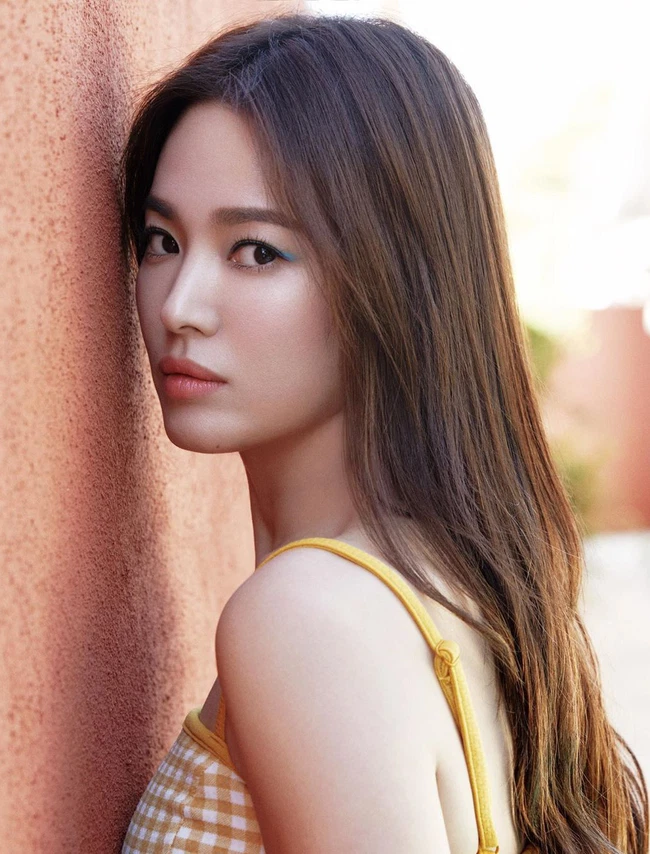 Song Hye Kyo hé lộ cuộc sống hàng ngày bên nhân vật đặc biệt sau khi Hyun Bin tuyên bố kết hôn - Hình 3