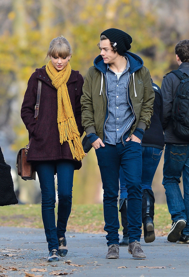 Taylor Swift và 14 đời bạn trai: Hốt toàn sao hạng A, bị bóc phốt và kết đẹp như mơ bên Joe Alwyn - Hình 13