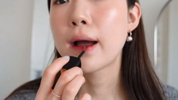 Beauty blogger Hàn review siêu chi tiết 12 cây son MLBB giá nào cũng có, dùng đi học lại hợp lý quá đi chứ - Hình 11