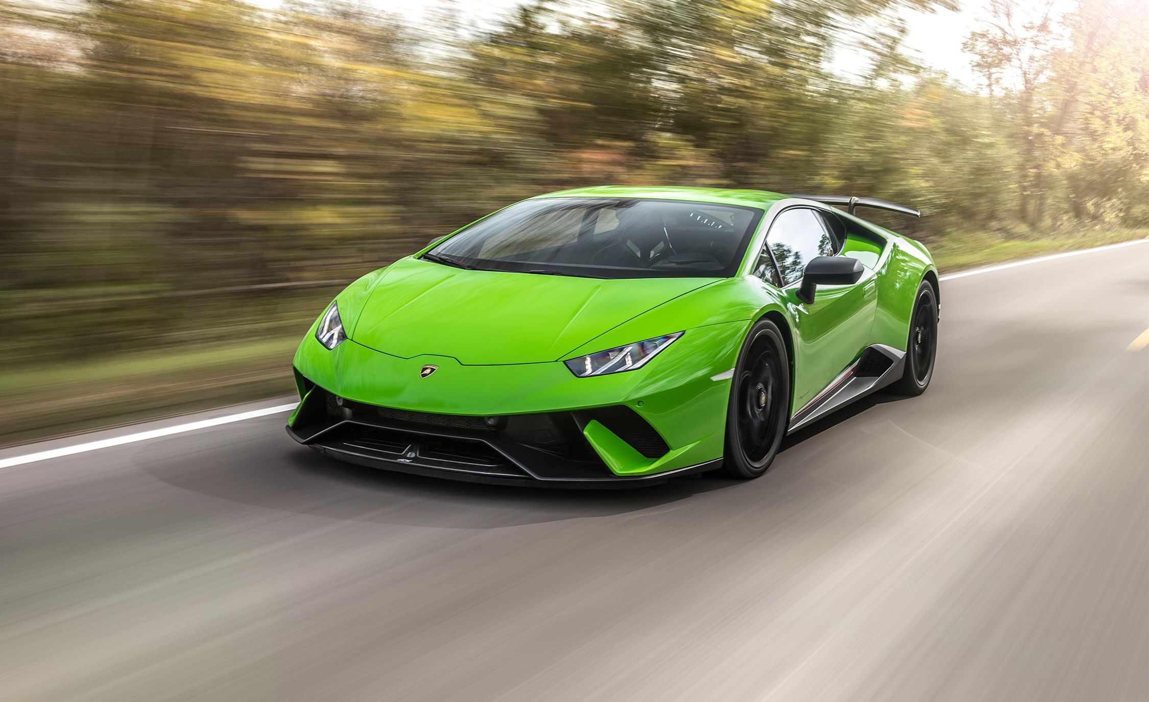 Triệu hồi Lamborghini Huracan vì lỗi liên quan đèn chiếu sáng - Ôtô - Việt  Giải Trí