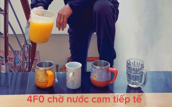 Cảnh tượng 4 F0 xếp hàng chờ nước cam tiếp tế của bố khiến dân mạng quắn quéo vì dễ thương - Hình 1