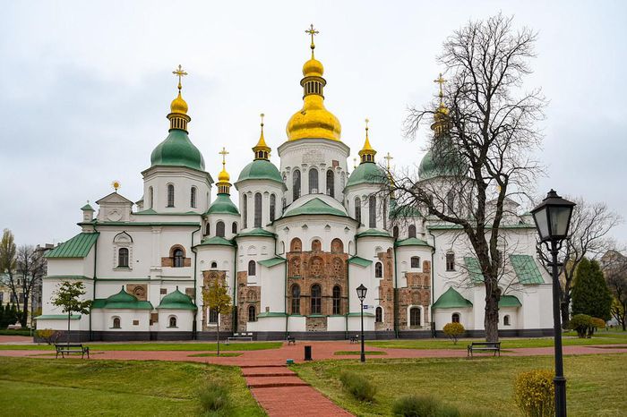 Top 10 điểm đến tuyệt đẹp ở Ukraine từng khiến du khách mê mẩn - Hình 20